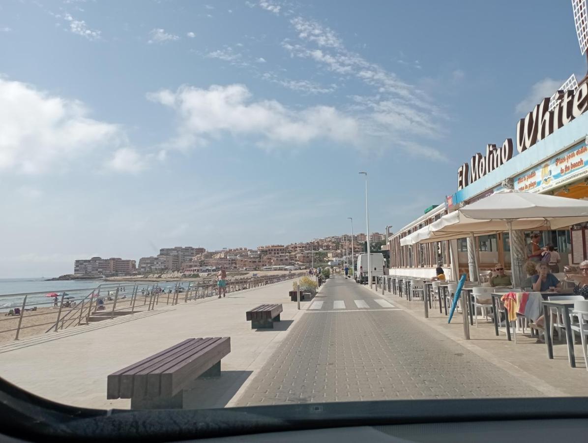 Apartment In La Mata With Sea Views تورّيفيِخا المظهر الخارجي الصورة